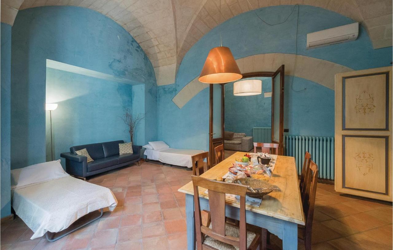 1 Bedroom Awesome Apartment In Lecce Le Exteriér fotografie